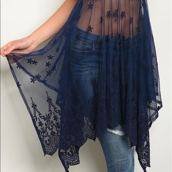 Navy Blue Flowy Mesh With Lace Sleeveless Tunic Top - Picture 2 of 9